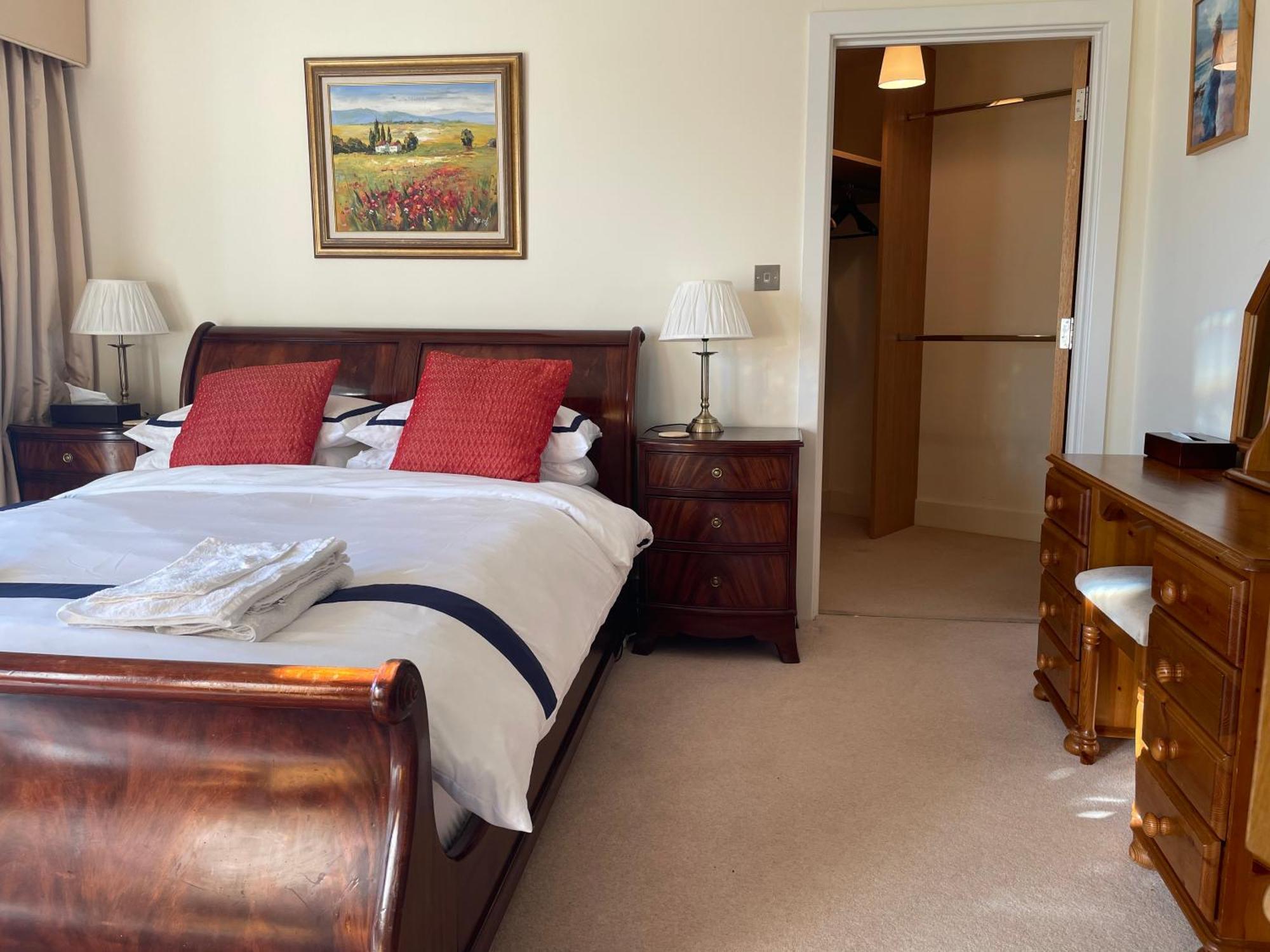 Top Floor En-Suite Double Bedrooms With Great View Of Windsor Castle & Free Parking Eksteriør billede