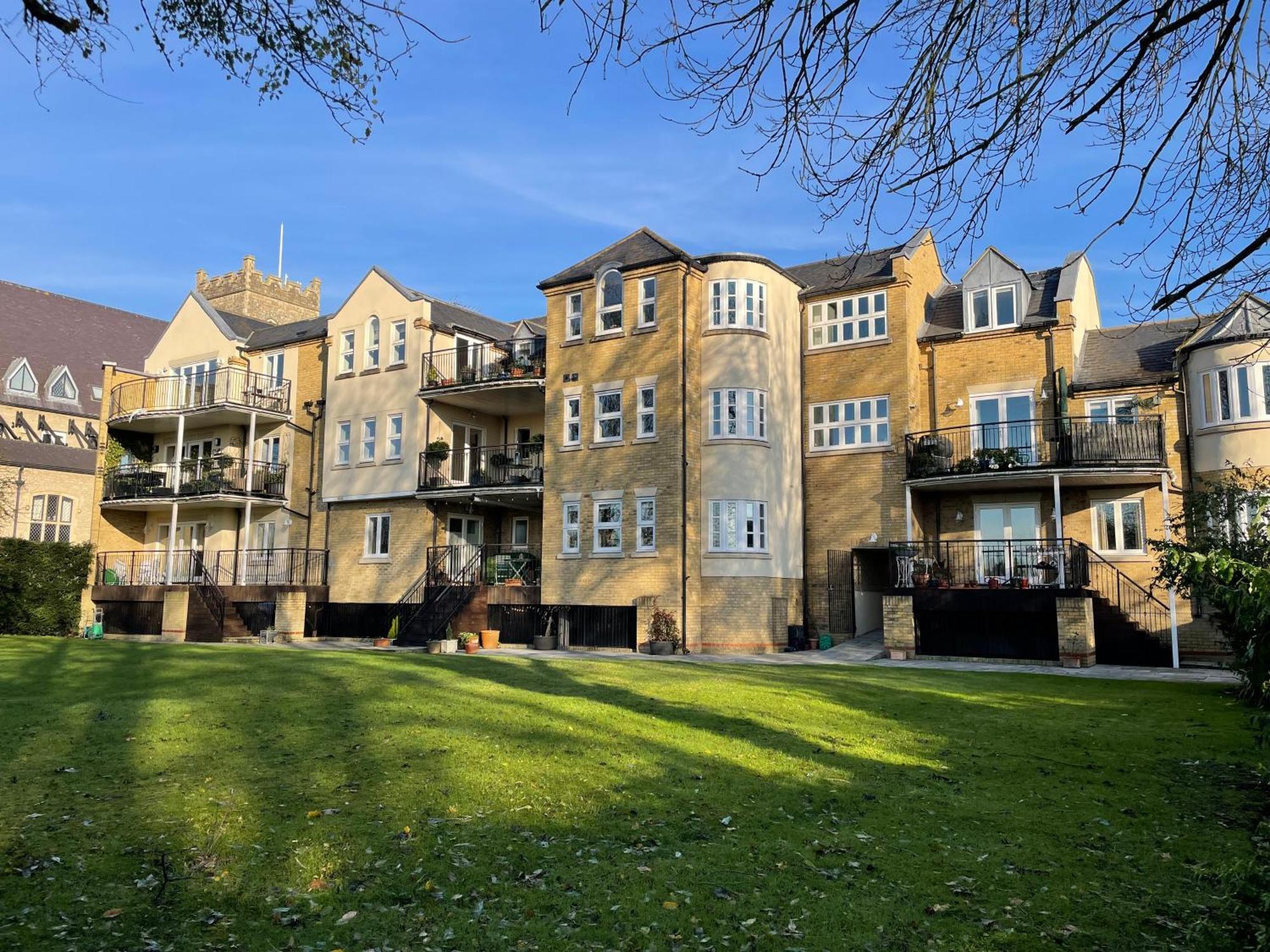 Top Floor En-Suite Double Bedrooms With Great View Of Windsor Castle & Free Parking Eksteriør billede